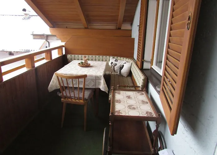 Tschenett Casa de Férias *